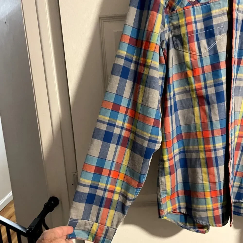 The North Face Men's Plaid Long sleeve Shirt Casual Button Down Size: Large